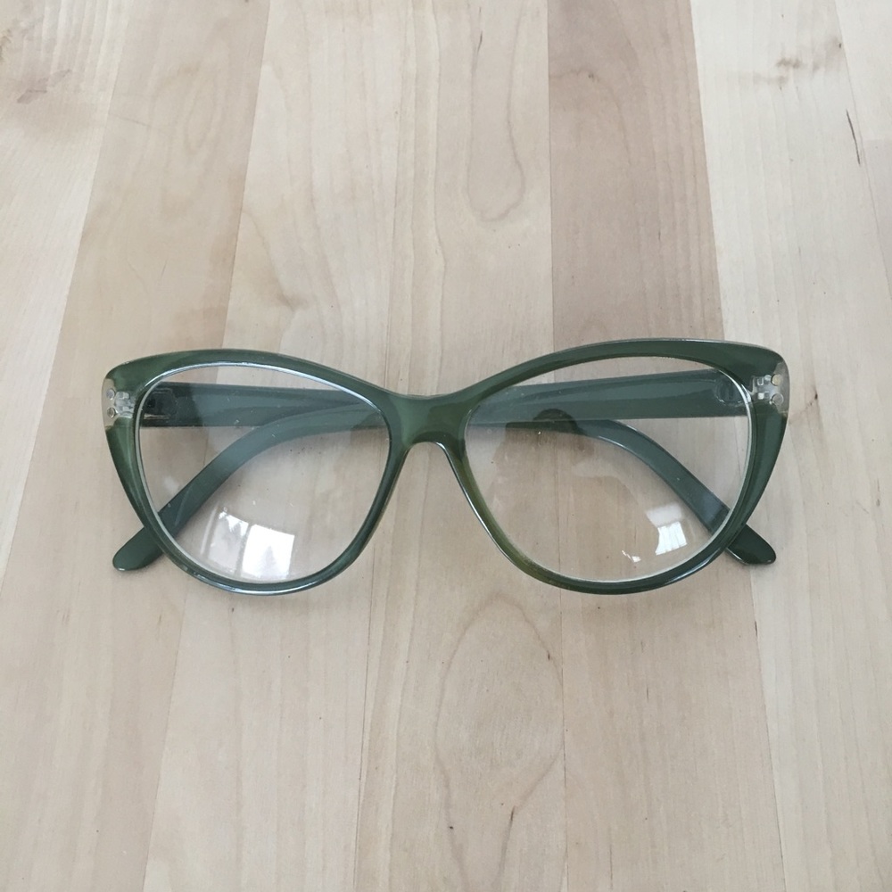 Cat eye green glasses vintage inspired